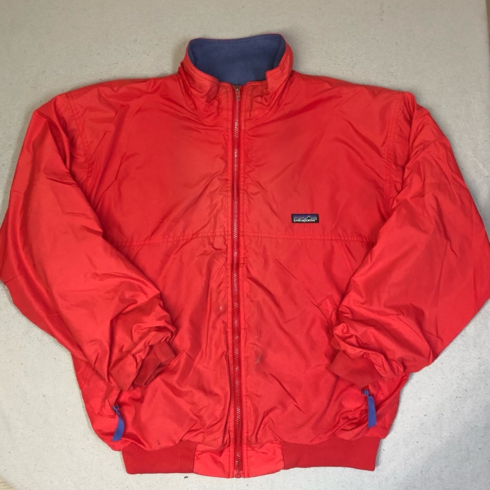 Vintage 90’s Patagonia Bright Red Men's Puffer Jacket as L